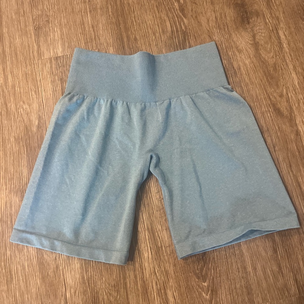NVGTN | Pro Seamless Shorts - Medium Sky Blue